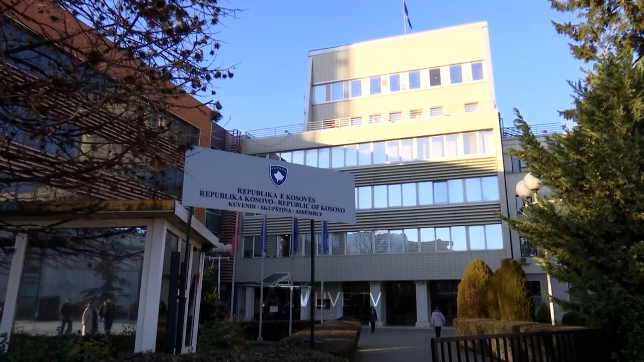 Mblidhen sot tri komisione të Kuvendit