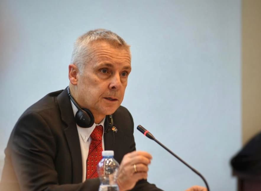 Rohde: Kosova duhet të tregojë seriozitet për detyrimet në dialog, të nisë zbatimin e Asociacionit