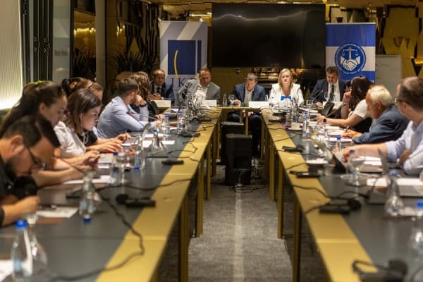 ​Më shumë se 600 padi për moszbatim të pensionimit të dyfishtë