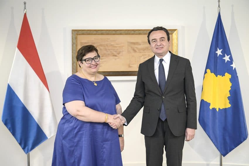 Kurti pret në takim lamtumirës ambasadoren e Holandës në Kosovë, Carin Lobbezoo