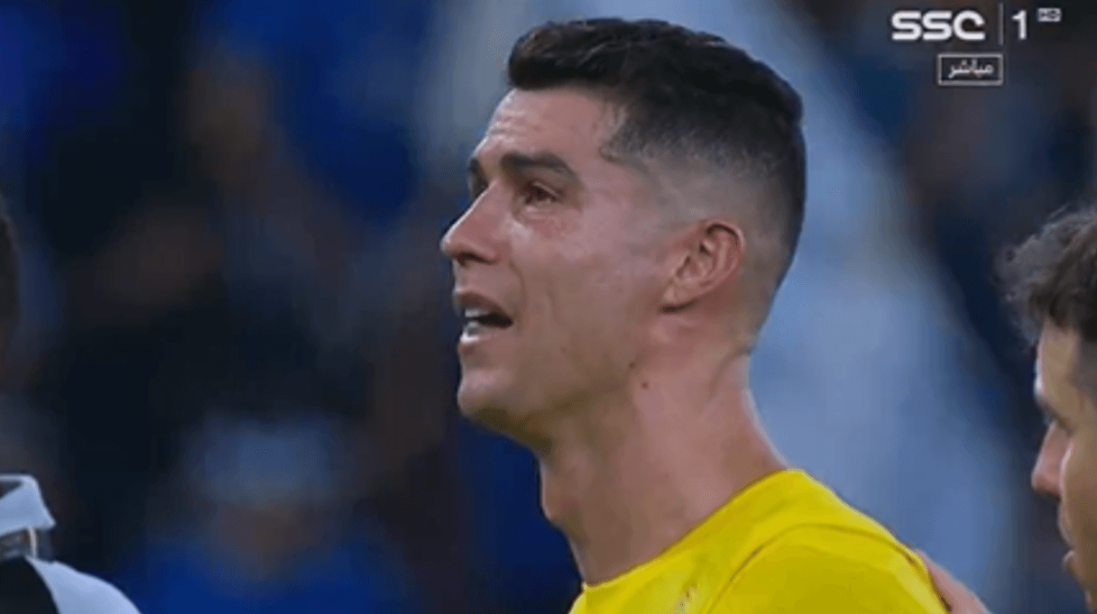 (VIDEO) Momenti kur Ronaldo u pa në lot pasi humbi finalen e Kupës me Al-Nassr