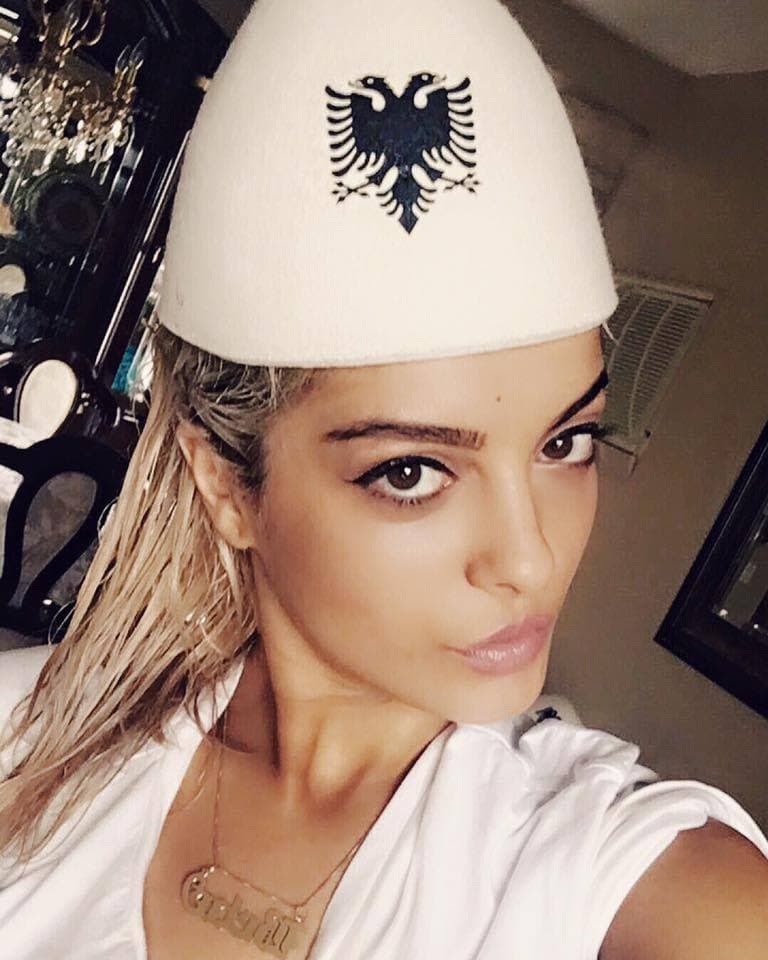Bebe Rexha entuziaste për pjesëmarrjen në Sunny Hill Festival: Kosovë po vij
