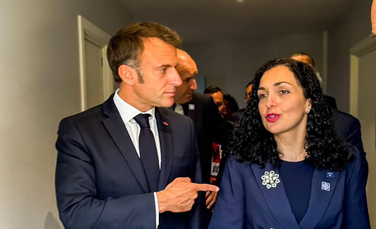 Osmani takon Macronin: Diskutuam mbi rëndësinë e ecjes përpara drejt integrimit të plotë të Kosovës në strukturat euroatlantike