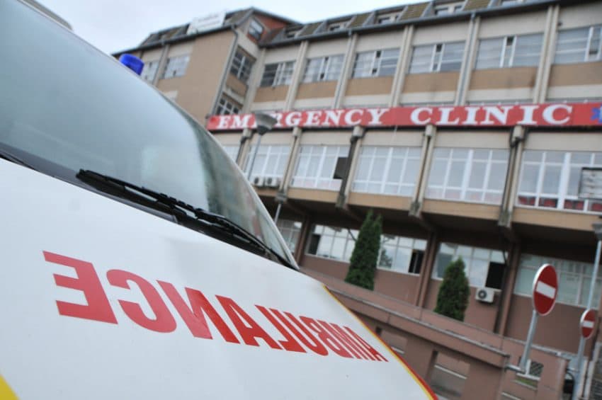 Sulmohet një person zyrtar në Lipjan, viktima pranon tretman mjekësor
