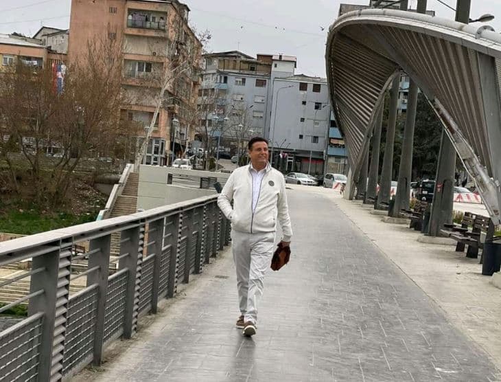 Bahtiri u reagon karabinierëve, thotë se qytetarët e jugut dhe veriut duan të jetojnë “pa kufij të padukshëm”