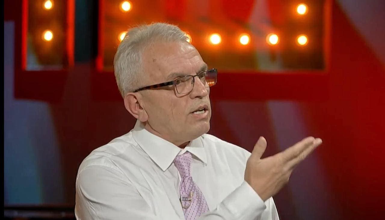 Teologu Mustafë Bajrami shprehet kritik kur flet për ndërrimin e fesë
