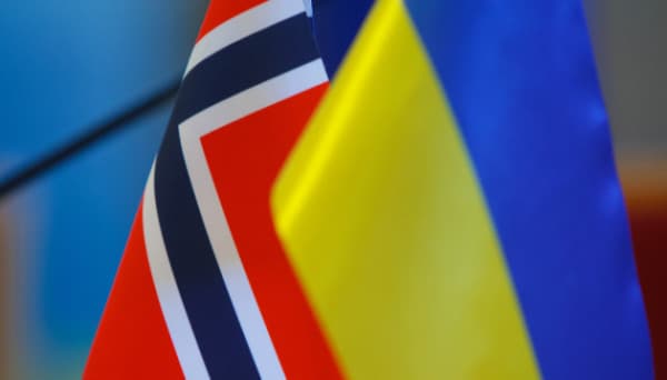 ​Norvegjia do të ndaj 53 milionë dollarë për dronët dhe mbrojtjen ajrore për Ukrainën