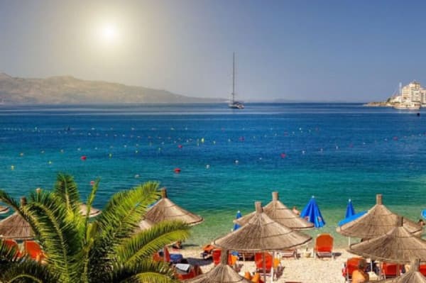 Shqipëria destinacioni evropian që sfidon pritshmëritë e turistëve