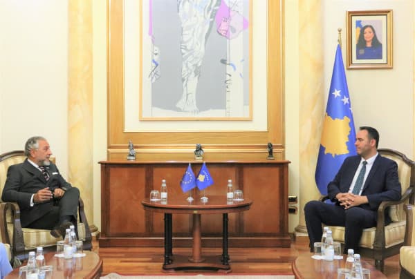 ​Sundimi i ligjit, Konjufca takon shefin e EULEX-it