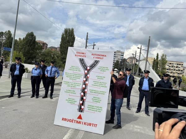​Aksioni i PSD-së te Ura e Ibrit, Molliqaj: Veprimet e Kurtit çojnë në izolim