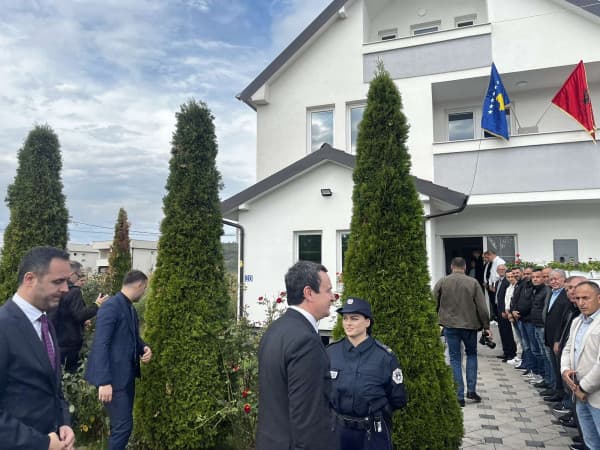 ​Kurti arrin në familjen e heroit Afrim Bunjaku
