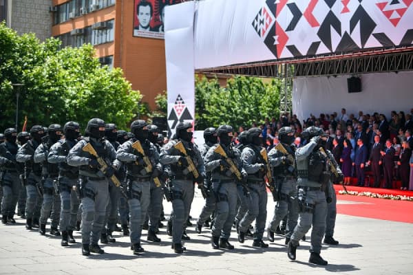 ​Osmani në një vjetorin e rënies së heroit Bunjaku: Liria dhe kufijtë tanë të paprekshëm