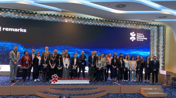 ​Samiti i Kosovës për Paqe e Demokraci, kërkohet më shumë mbrojtje nga sulmet kibernetike