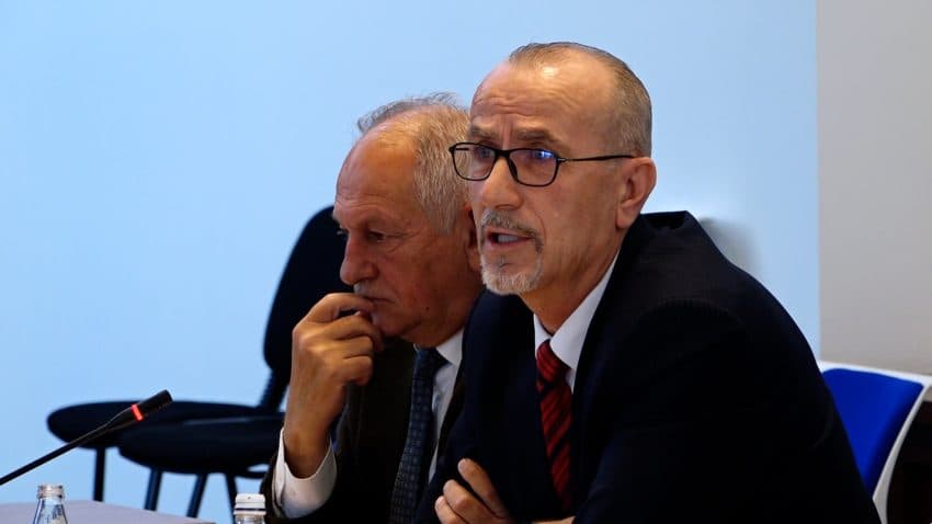 Haxhiu: Njerëzit ikin nga një vend të varfër, jetike mbyllja e marrëveshjes me Serbinë