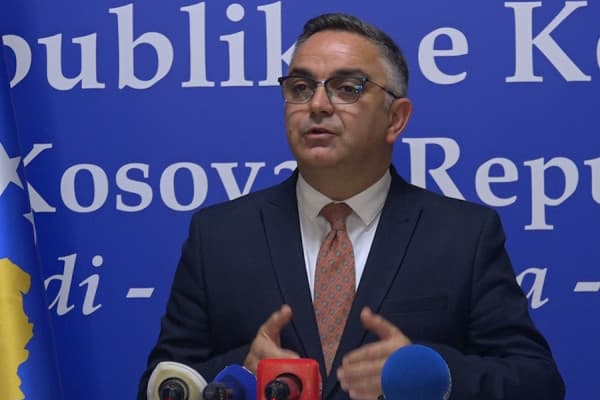 ​Tahiri: Shteti në bllokadë me mbajtjen e pozitave të rëndësishme me ushtrues detyre