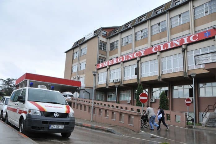 Vdes personi që e qëlloi veten me armë zjarri në lagjen Bregu i Diellit