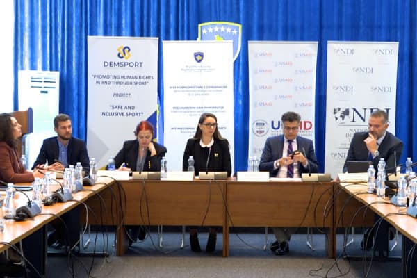 ​Sporti mjet thelbësor në zhvillimin e demokracisë