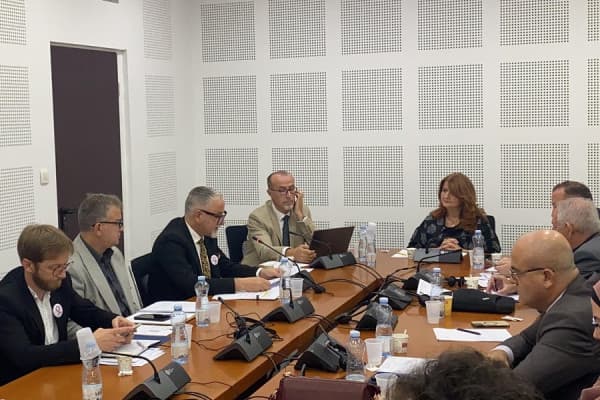 ​Vitia raporton në Komisionin për Shëndetësi