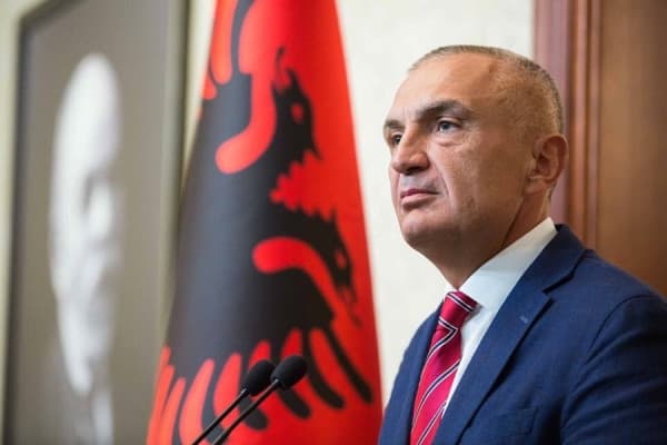 ​Meta sot para trupës gjykuese