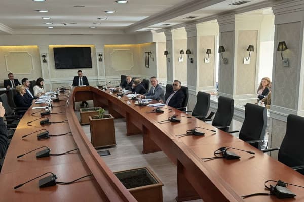 Fillon mbledhja e Kryesisë së Kuvendit