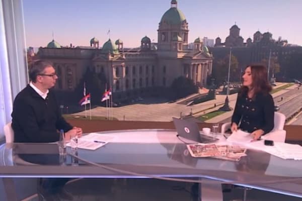 ​Televizionet e regjimit nga “Qypi i shtetit”: Vuçiq pranoi se shteti shkel ligjin