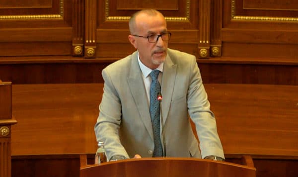 ​Haxhiu: 16 ushtarë janë dërguar në Komision Disiplinor vetëm pse janë ushqyer jashtë kazermës