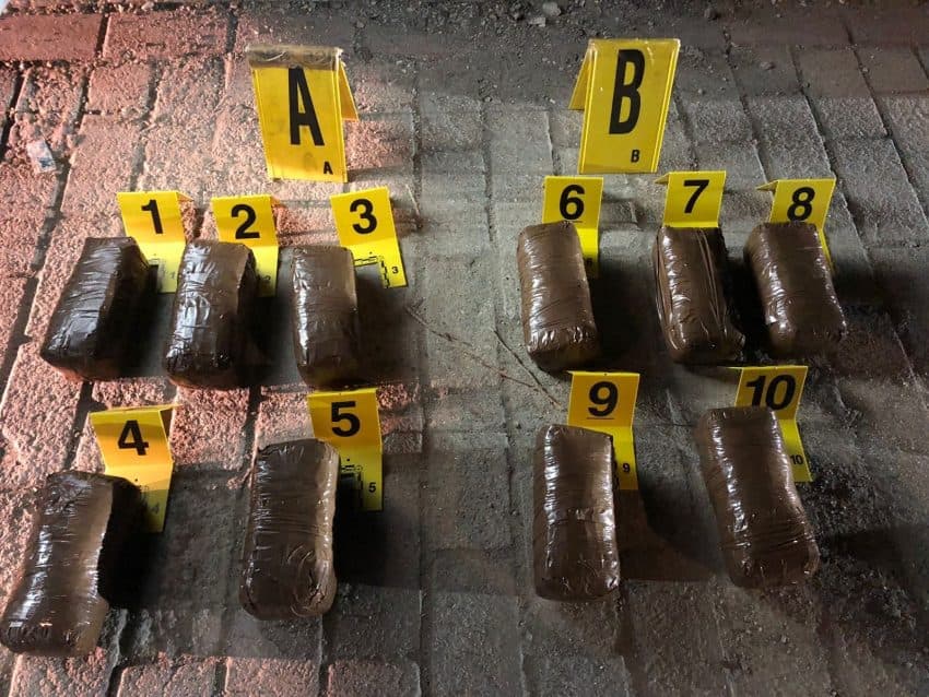 Sekuestrohen 10 kg kokainë, u zunë në një veturë në magjistralen Fushë Kosovë – Prishtinë
