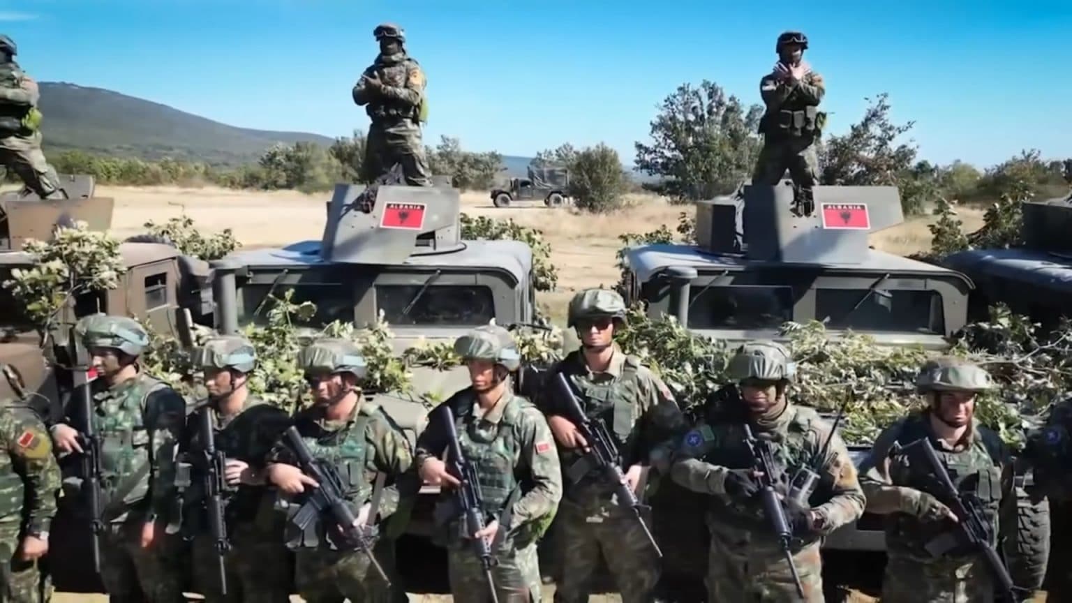 Shqipëria i bashkohet aleatëve të NATO-s në Bullgari për stërvitje me skenarë luftimi