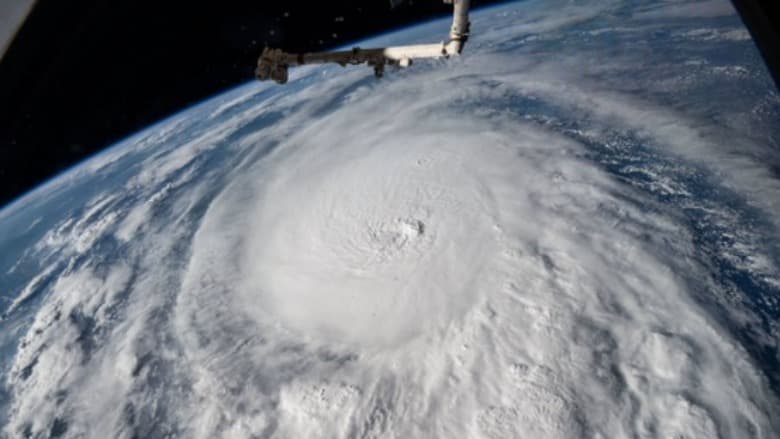 NASA ndan foto nga hapësira të uraganit Milton që goditi Floridan