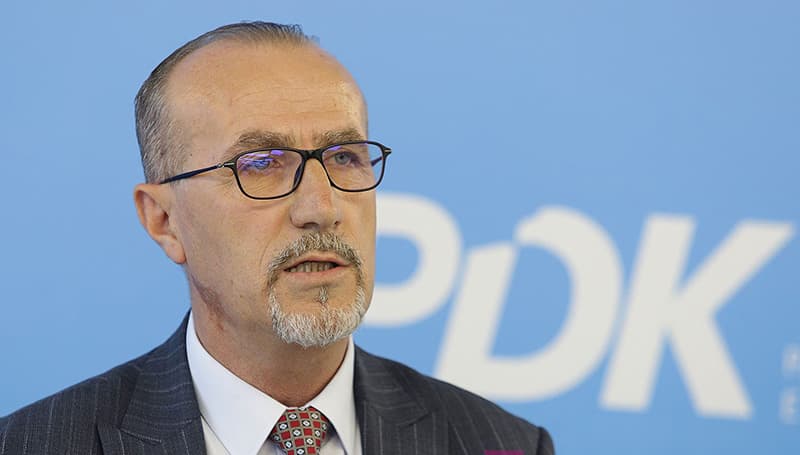 Haxhiu: Sistemi shëndetësor është shndërruar në sistem biznesi për grupe interesi