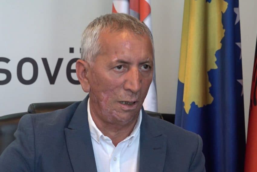 Quni: Ka interesim të madh të deputetëve të VV-së t’i bashkohen LDK-së, jemi në bisedime