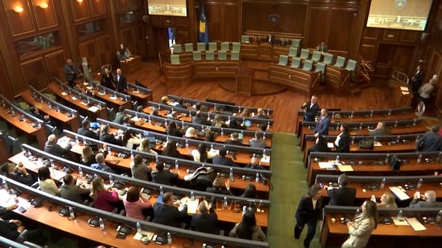 Shtyhet sërish votimi i marrëveshjeve ndërkombëtare