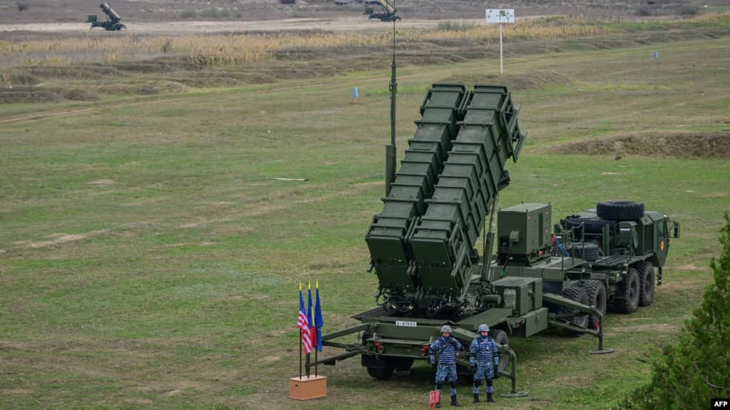 Shefi i NATO-s në Kiev, teksa Rumania i dërgon një sistem Patriot Ukrainës