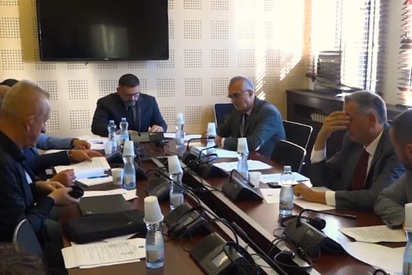 ​Maqedonci ftohet për raportim në Komisionin për Siguri, këto janë temat që do të diskutohen