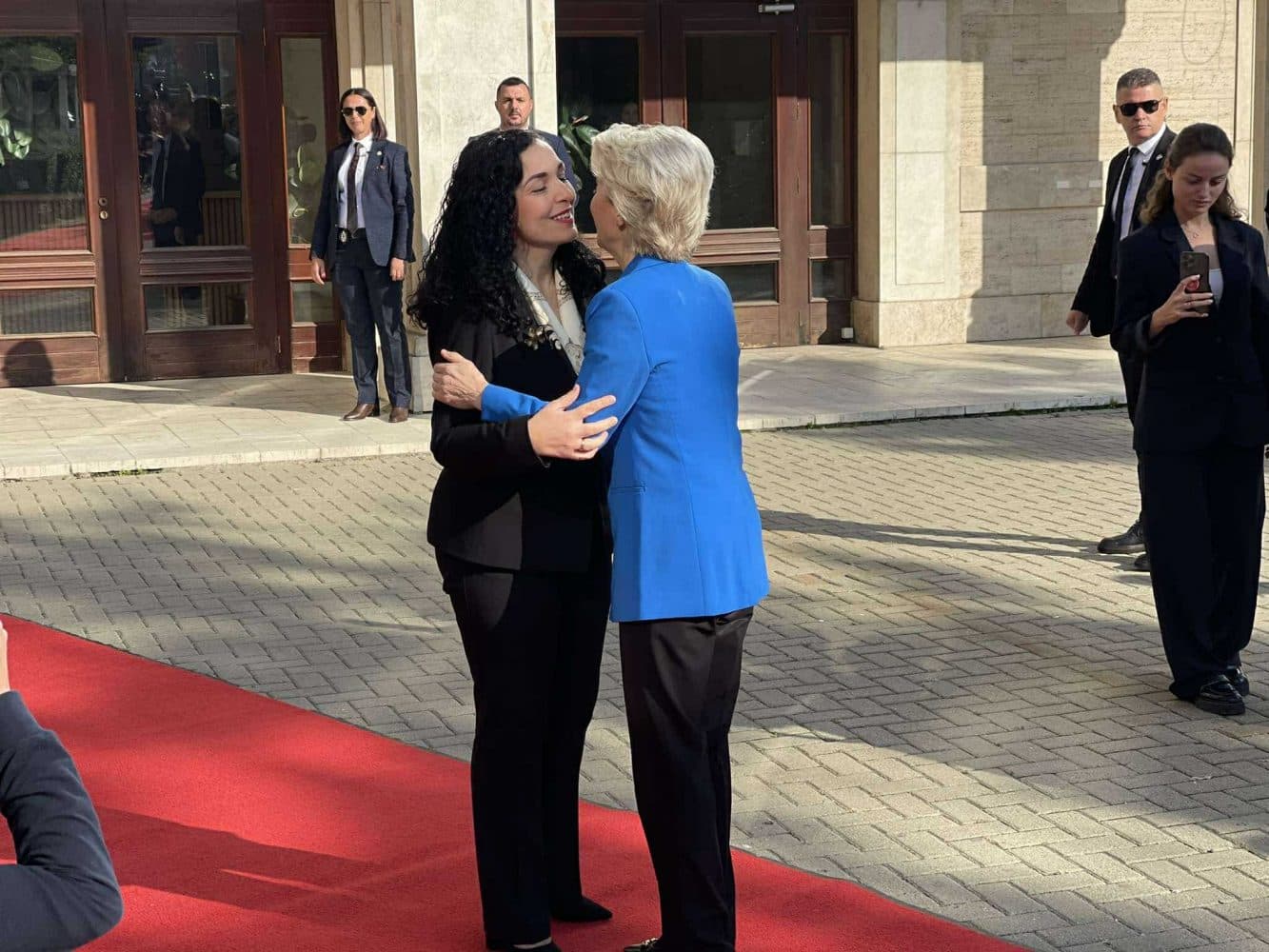 Von der Leyen në Presidencë, pritet ngrohtësisht nga Osmani