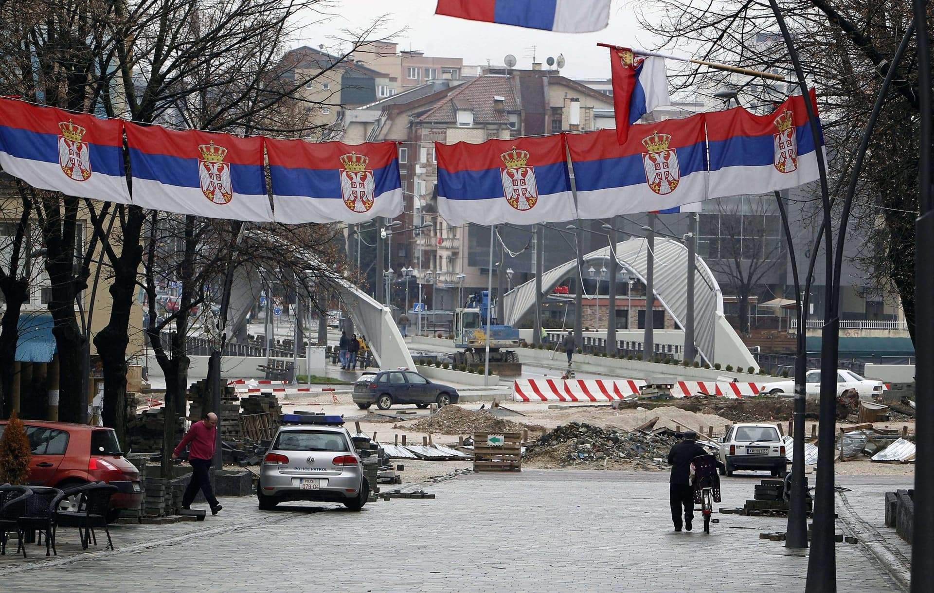 Dinari vazhdon kundërligjshëm të qarkullojë në komunat në veri të vendit