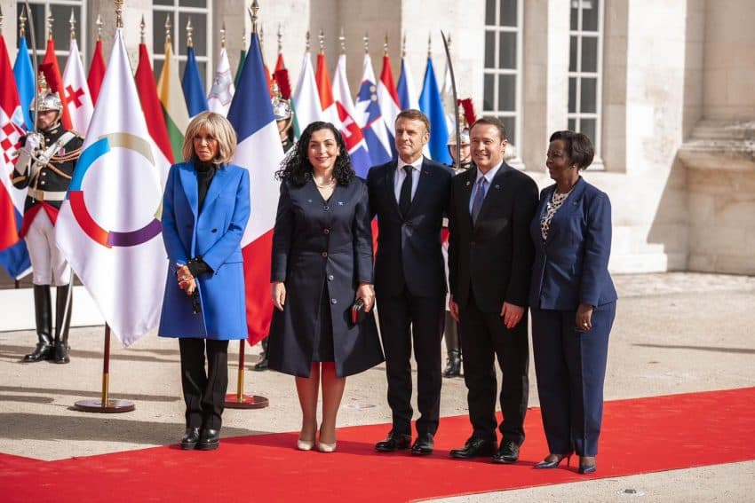 Osmani takohet me presidentin francez Emmanuel Macron