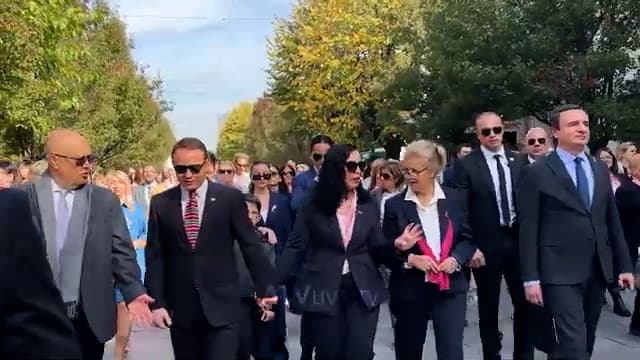 Marshi tradicional kundër kancerit të gjirit, zbulim i hershëm shpëton jetë