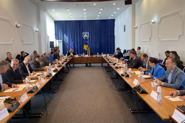 ​Ligji për ndërmarrjet publike vlerësohet si më i rëndësishmi për trajtim