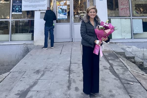 ​Kusari Lila diagnostikohet me kancer të gjirit