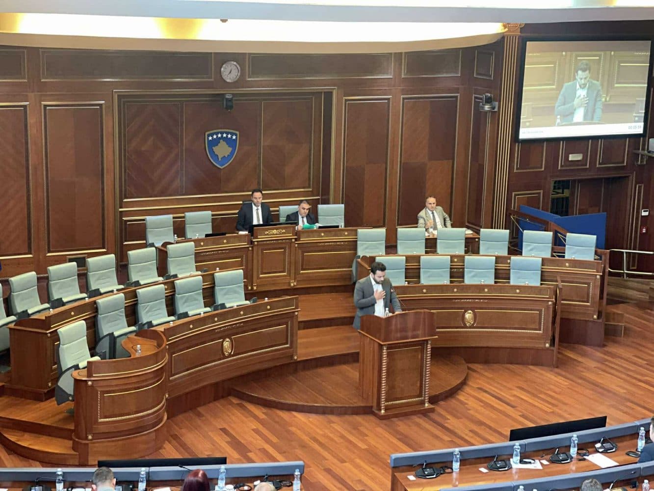 Deputeti Ramadani i kundërvihet propozimit të PDK-së: E vërteta është që ne e kemi çkapur RTK-në