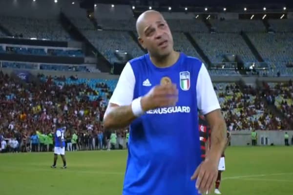 ​Pensionohet Adriano