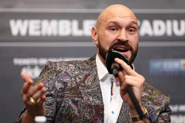 ​A po i jep Fury fund karrierës?