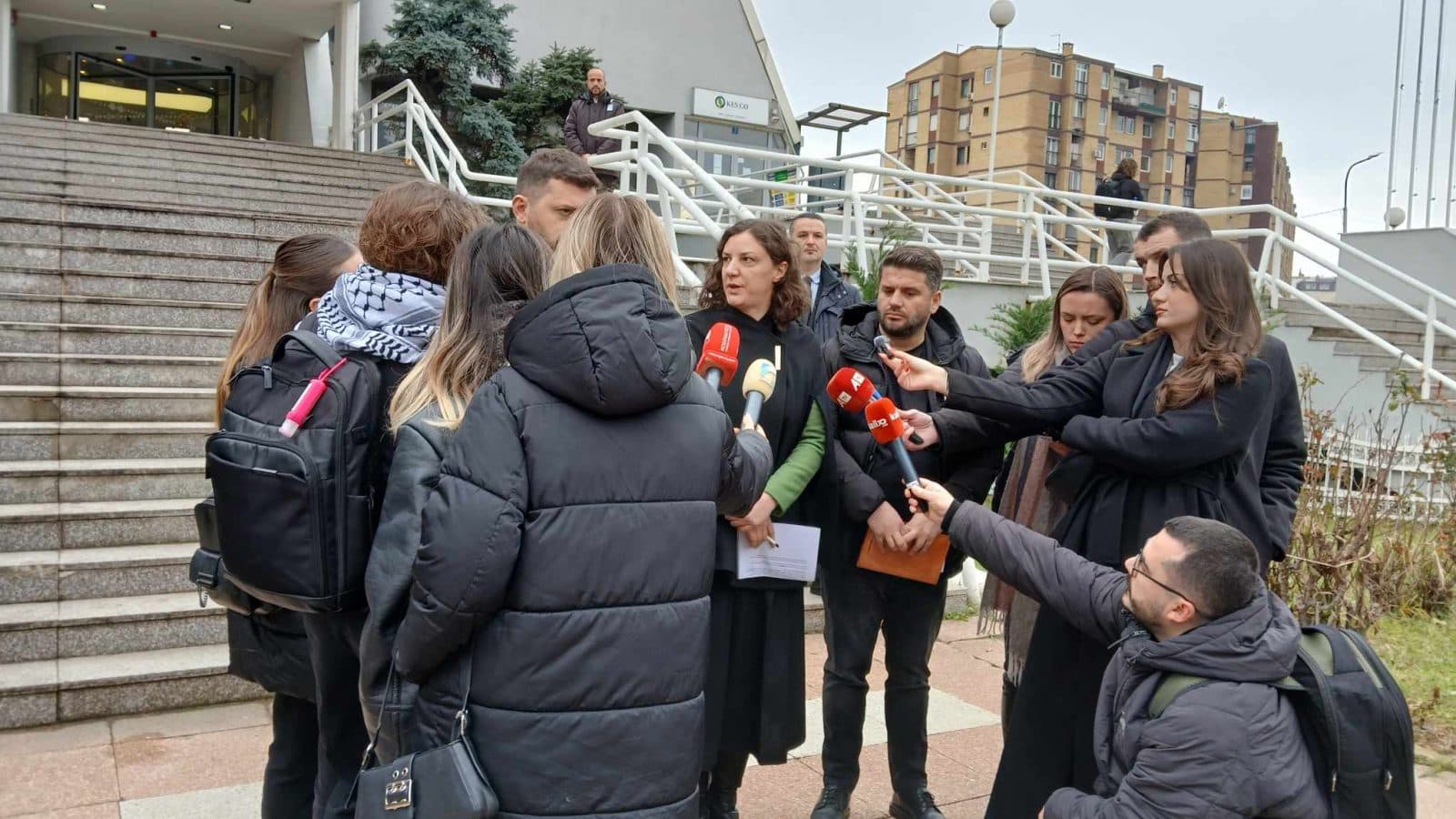 Tri kërkesat e Rizvanollit karshi KOSTT-it dhe KEDS-it