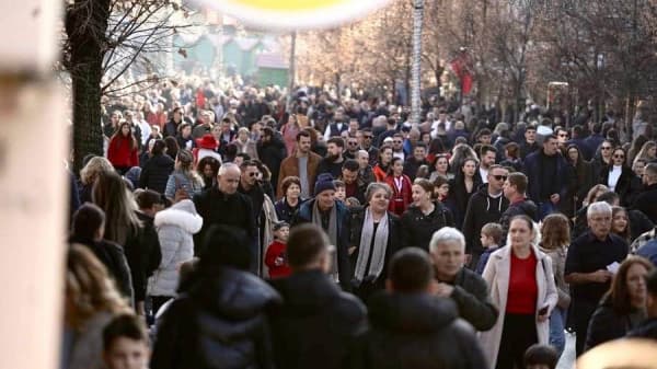 Kjo komunë ka dyfishuar numrin e banorëve, derisa një tjetër shënon rënie
