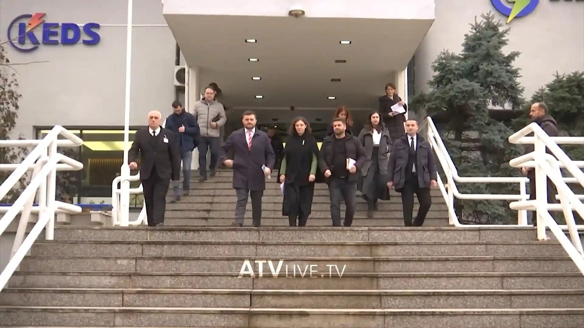 Ministrja e Ekonomisë dhe krerët e KOSTT-it dhe KEDS-it nuk ishin në gjendje të garantojnë përmirësi