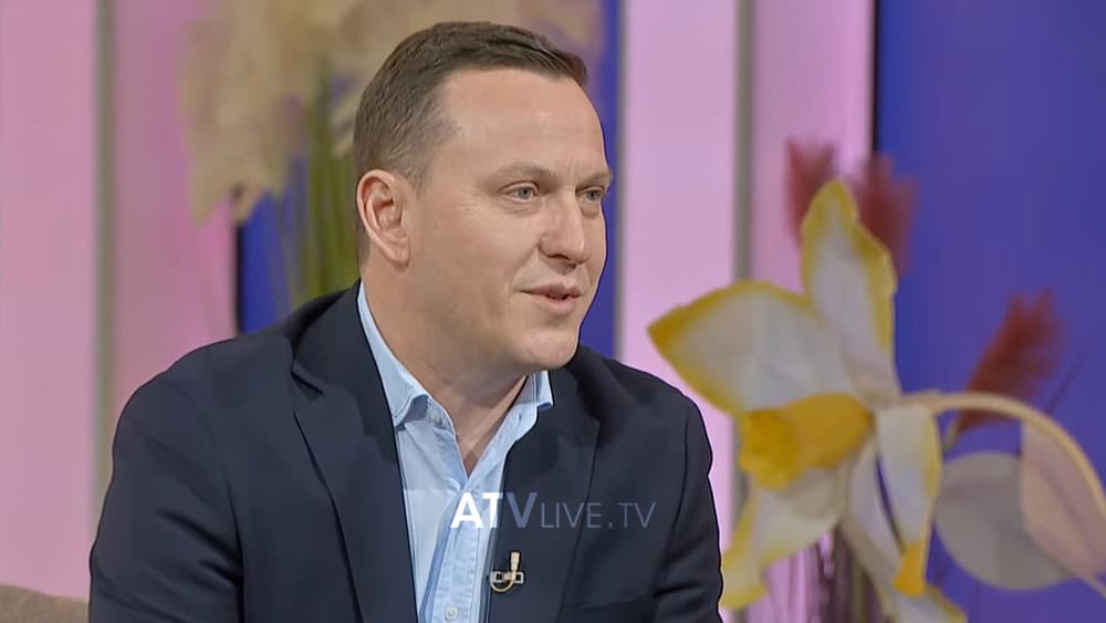 Drejtori i ATV-së, Zija Rexhepi, zbulon programin special për festat e fundvitit