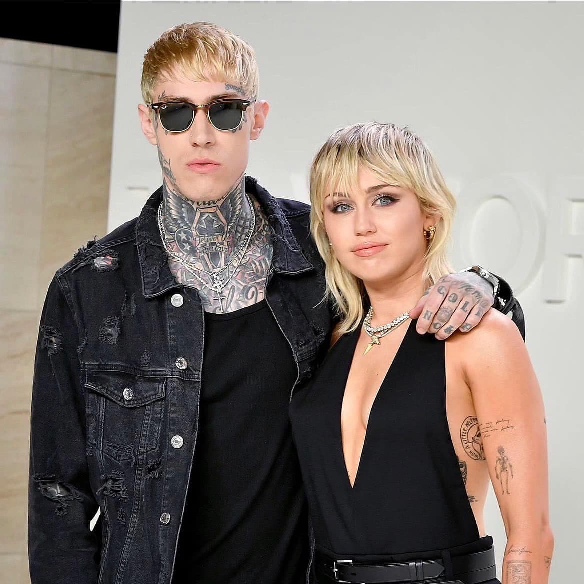 Trace Cyrus me fjalë të ashpëra kundër Billy Ray