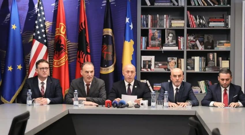 Haradinaj e Limaj testojnë sot fuqinë elektorale në sallën “1 Tetori”