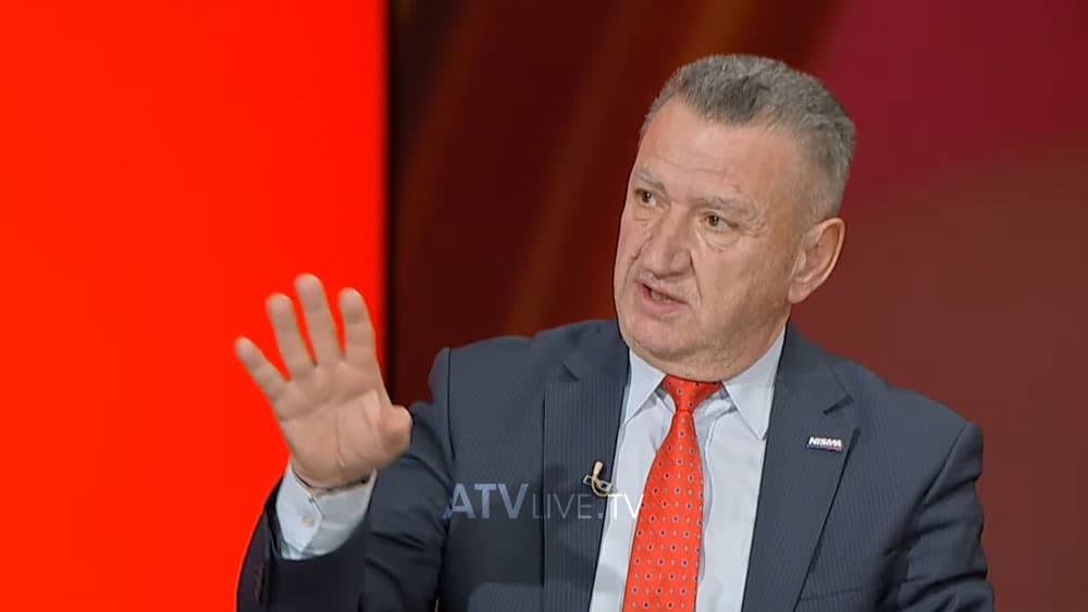 Bytyqi: Për Kompleksin e Jasharajve, të gjitha qeveritë mbajnë përgjegjësi
